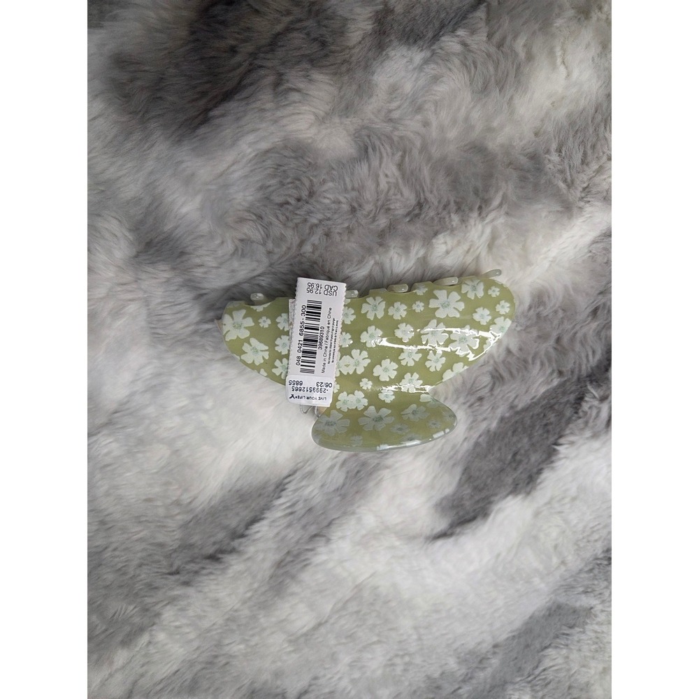 American Eagle Floral Hair Claw Clip Sage Green White Daisy Print NWT 39689310 - Picture 3 of 3